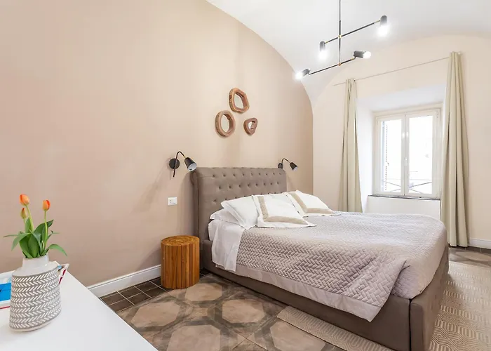 Daplace - Lucia Roma